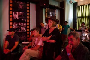 Cineastas Cubanos en la asamblea del 30 de Mayo de 2015 donde se leyó la declaración